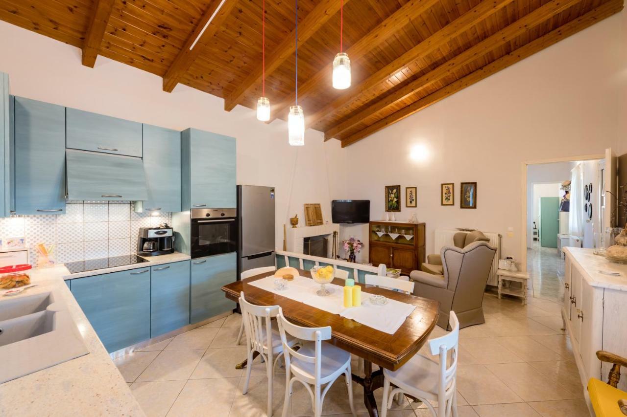 Kiko, The Coastline House Villa Kato Achaia Exterior foto